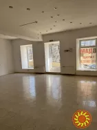 ФАСАДНОЕ помещение 90кв.м. на Нежинской,р-н Нового рынка.ЦЕНА СНИЖЕНА!