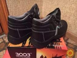 Нові чоловічі черевики,ботинки.робоче взуття,розмір 41.