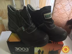 Нові чоловічі черевики,ботинки.робоче взуття,розмір 41.