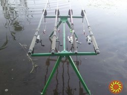 Карповая подставка род под подарок рыбаку