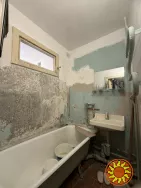 Продам 2-ком.квартиру возле парка Марка Твена на ул Варненской.