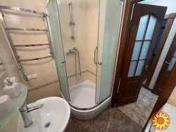 Продам 3к. кв., ж/м Победа. б. Славы. Без комиссии!