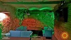 Фасадное помещение 73 квадрата в Центре.