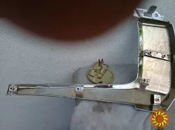 Молдинг бампера переднего правый 6407A146 Mitsubishi