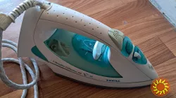 Праска Tefal під ремонт, чи запчастини