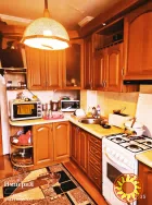 Продам 4-Х комнатную с мебелью и техникой.