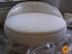 Кругле ліжко Місяць. Ліжко кругле під матрац Д 200 см. Виготовлення круглих ліжок.