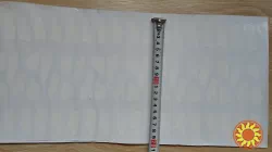 Наклейка на авто протектор шины на капот Белая