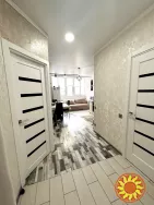 Продам 1- ком. ЖК Вернисаж. Костанди 162 / Королева. ТОРГ.