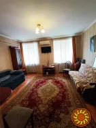 Продам 1-ком.квартиру с ремонтом возле Нового рынка на ул.Новосельского.
