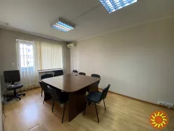 БЕЗ%, продам офіс 34м2, Василя Стуса 35/37, 7хв пішки метро Академмістечко або Житомирська