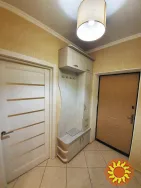 Сдам 1-ком.квартиру с ремонтом в жм Радужный на просп.Небесной сотни.