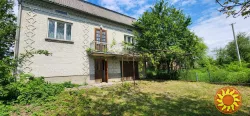Продаж будинку з великою земельною ділянкою у Стрийському районі с. Станківці